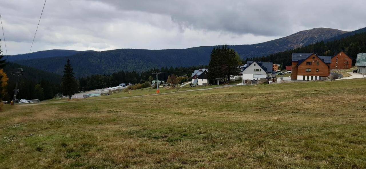 Apartman M5 Horni Misecky Bagian luar foto